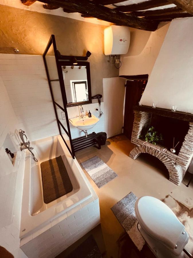 La Casa Sui Tetti -Calcata Appartement Buitenkant foto